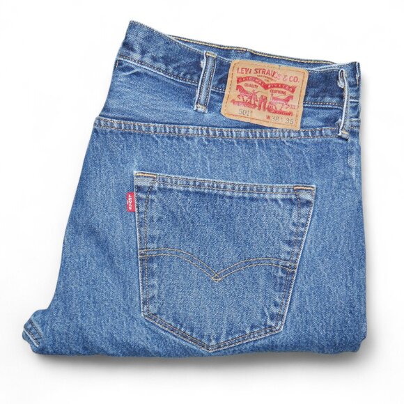 Levis 501 Men's Denim Jeans Actual Size 38x30 Vintage Stonewash Button Fly - Picture 1 of 10